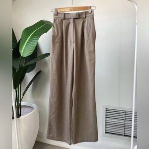Djerf avenue favourite pants in oat